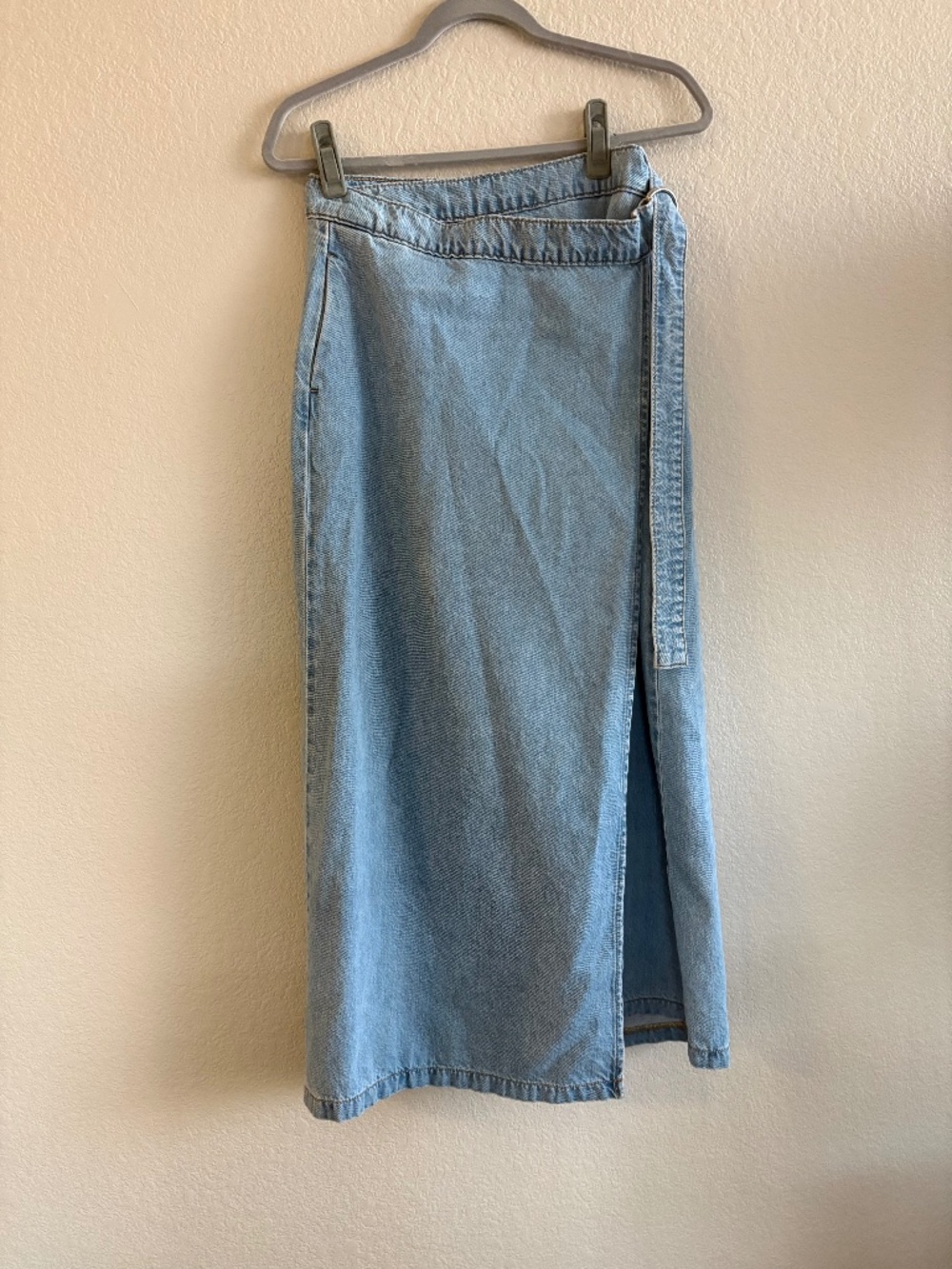 Levi’s Wrap Maxi Skirt